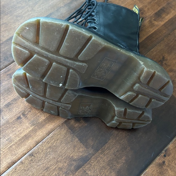 Vintage DR. MARTENS Miranda 14-Eyelet Lace-up Black Leather Mid Calf Boots 8 - Picture 6 of 9